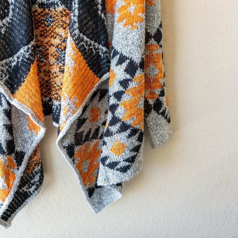 Charming Charlie Tribal Aztec Knit Cardigan Size Small Open Front Drape Sweater - Picture 6 of 8